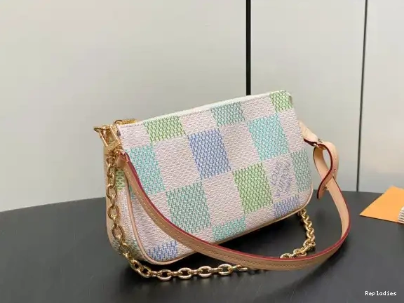 Repladies Pochette VUITTON LOUIS Accessoires-23.5*13.5*4CM 0611